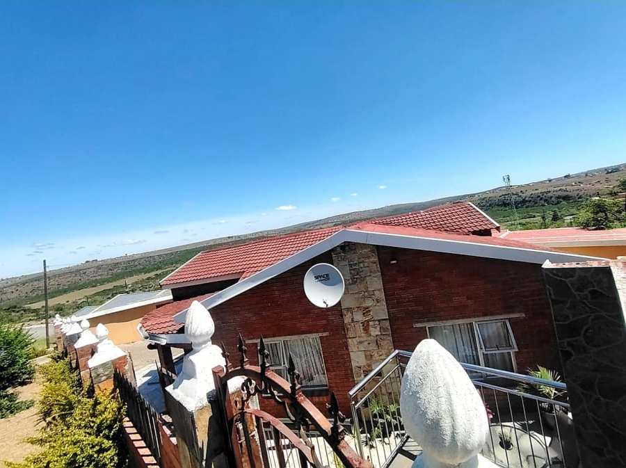 6 Bedroom Property for Sale in Zwelitsha Zone 6 Eastern Cape